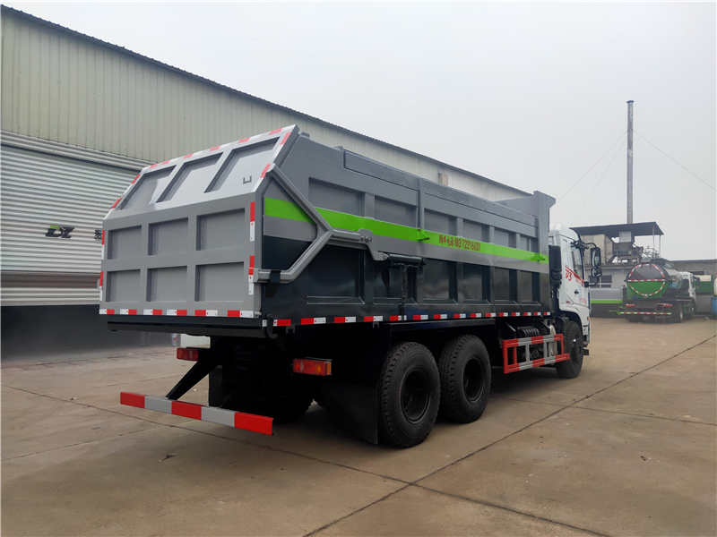 東風(fēng)后雙橋20方污泥運(yùn)輸車