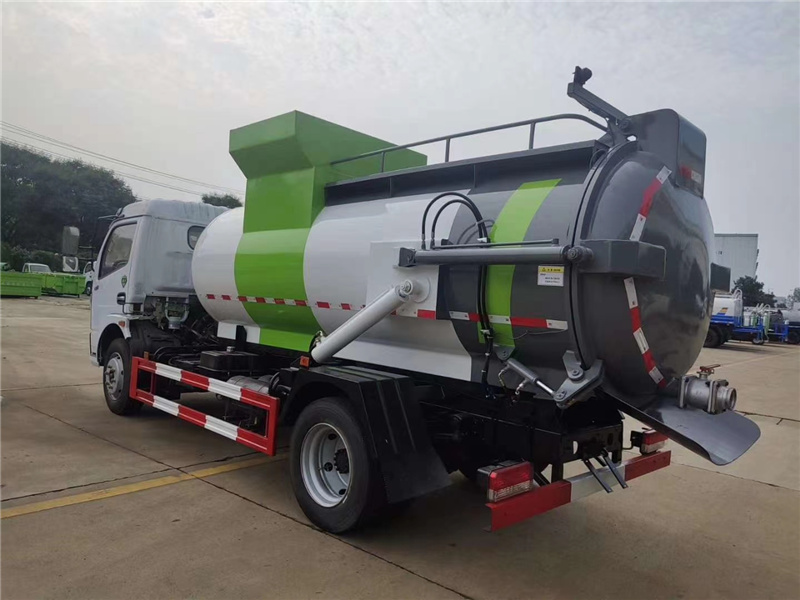 東風(fēng)7方餐廚垃圾車(圓罐)