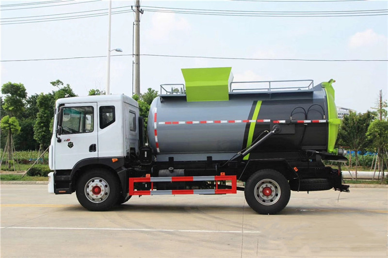 東風(fēng)8.5方餐廚垃圾車(chē)(圓罐)