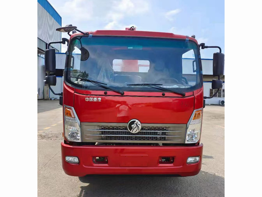 國六重汽藍牌長威5噸四節(jié)直臂隨車吊